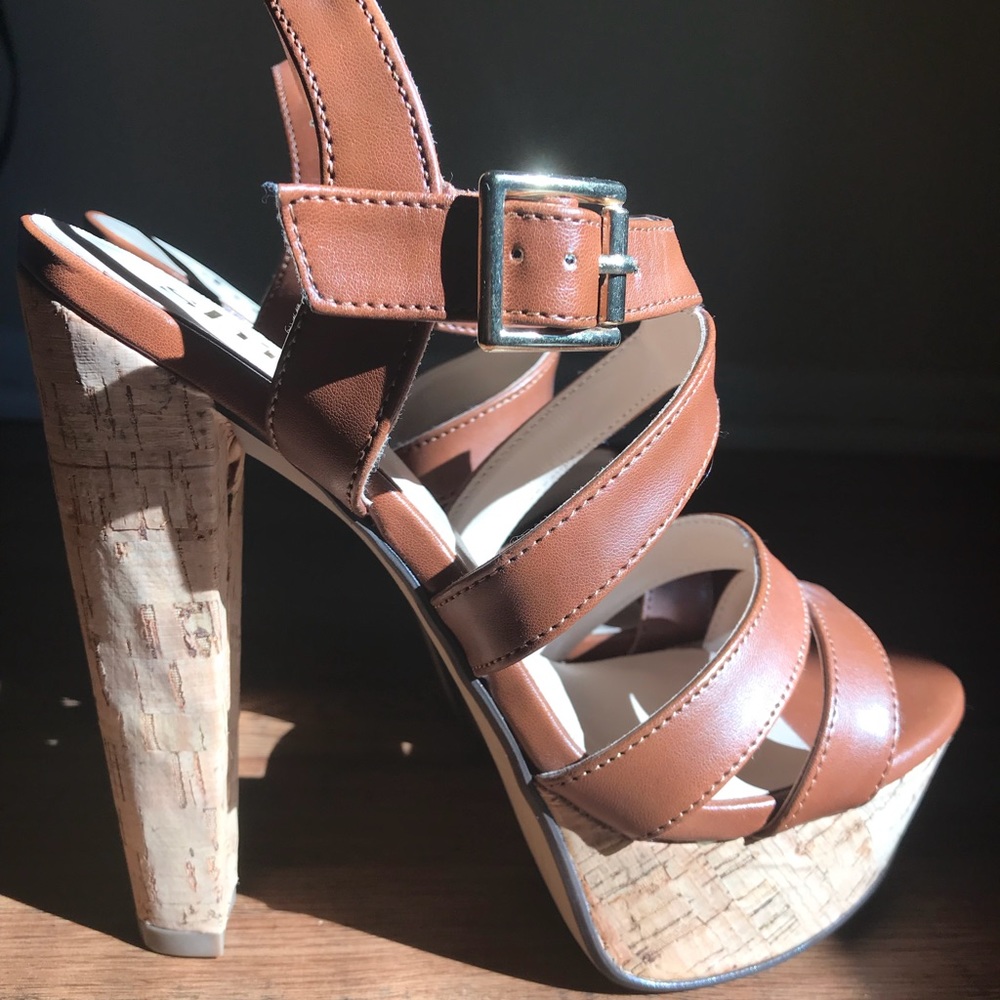 Brand New, Shi Platform Heels